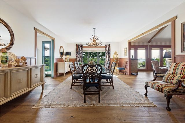 1955 County Road 2980, Windom, TX 75492