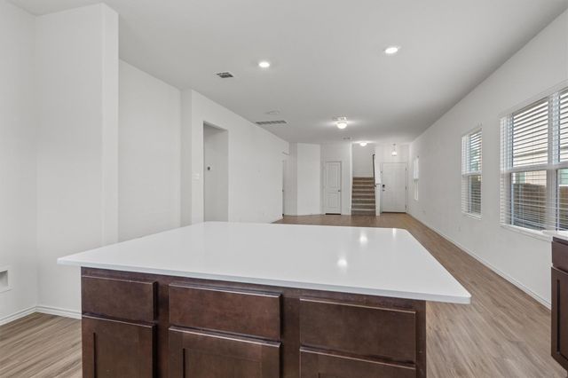 117 Guardian Angel CT, Jarrell, TX 76537