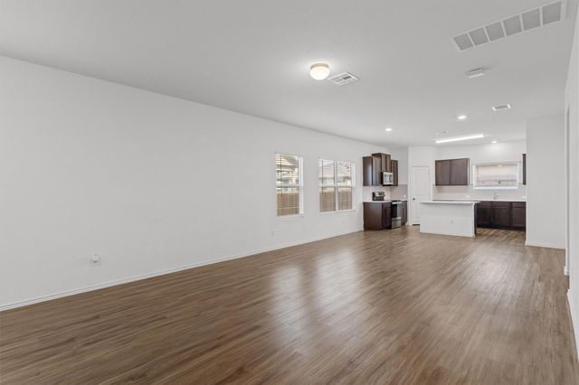 117 Guardian Angel CT, Jarrell, TX 76537