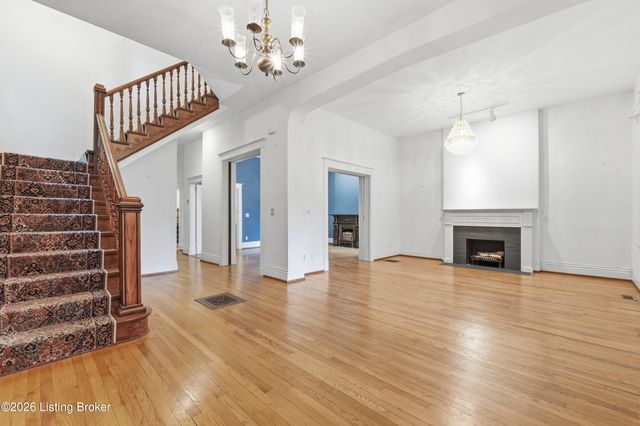 2037 Tyler Ln, Louisville, KY 40205
