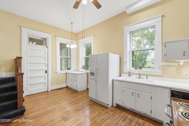 2037 Tyler Ln, Louisville, KY 40205