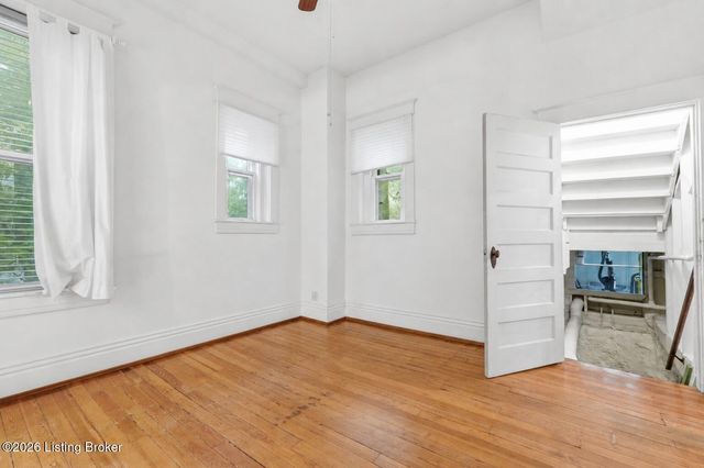 2037 Tyler Ln, Louisville, KY 40205