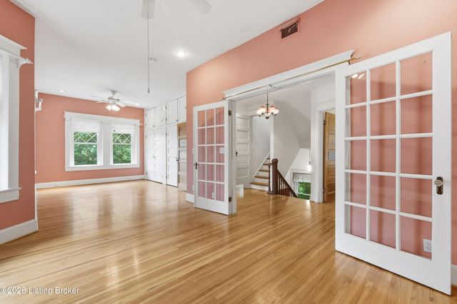 2037 Tyler Ln, Louisville, KY 40205