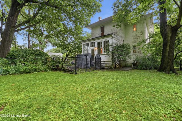 2037 Tyler Ln, Louisville, KY 40205