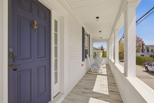 8 Champlin Street, Newport, RI 02840
