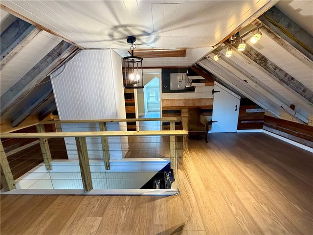 8 Champlin Street, Newport, RI 02840