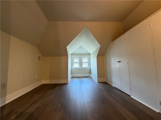 8 Champlin Street, Newport, RI 02840