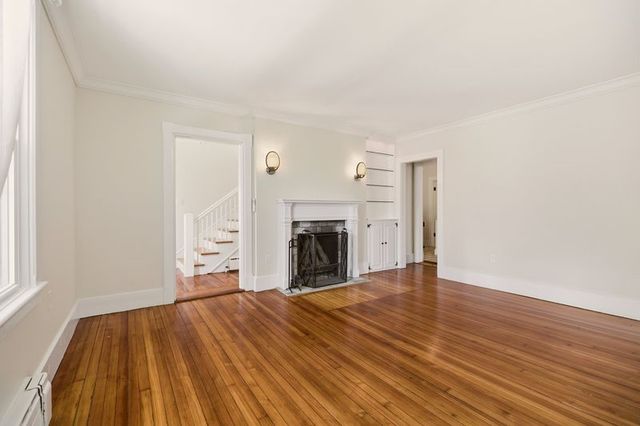 8 Champlin Street, Newport, RI 02840