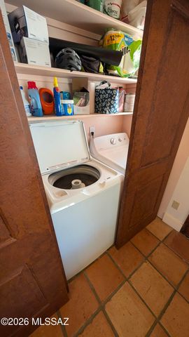 4001 E Rollins Road, Tucson, AZ 85739