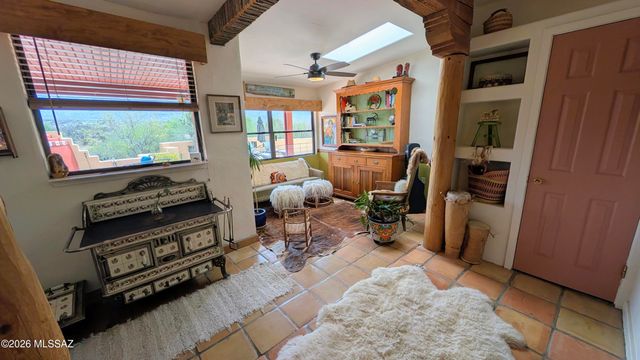 4001 E Rollins Road, Tucson, AZ 85739