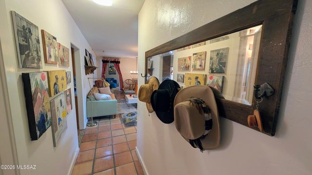 4001 E Rollins Road, Tucson, AZ 85739