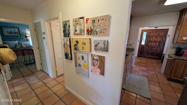 4001 E Rollins Road, Tucson, AZ 85739