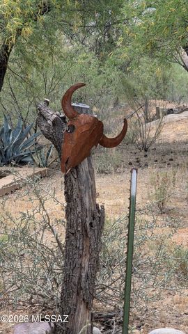 4001 E Rollins Road, Tucson, AZ 85739