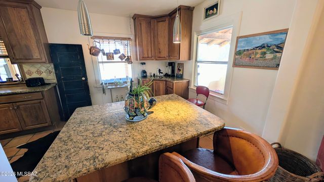 4001 E Rollins Road, Tucson, AZ 85739