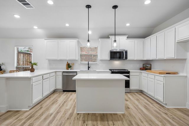10108 Sailboard Drive, Mckinney, TX 75072