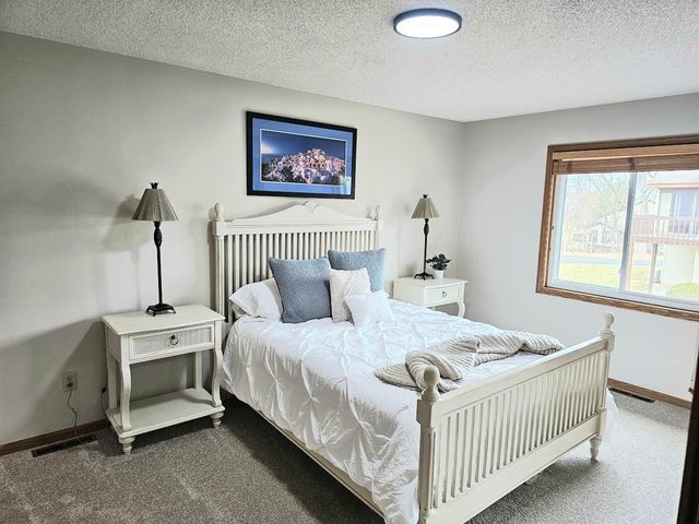 8701 Goldenrod Lane N, Maple Grove, MN 55369