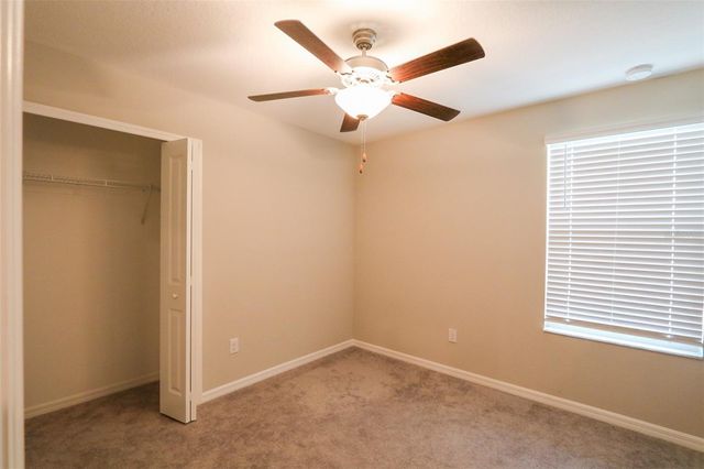 3715 DAISY BLOOM PLACE, Tampa, FL 33619