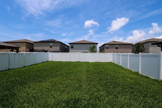 3715 DAISY BLOOM PLACE, Tampa, FL 33619