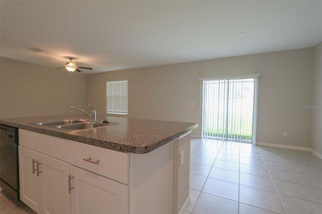 3715 DAISY BLOOM PLACE, Tampa, FL 33619