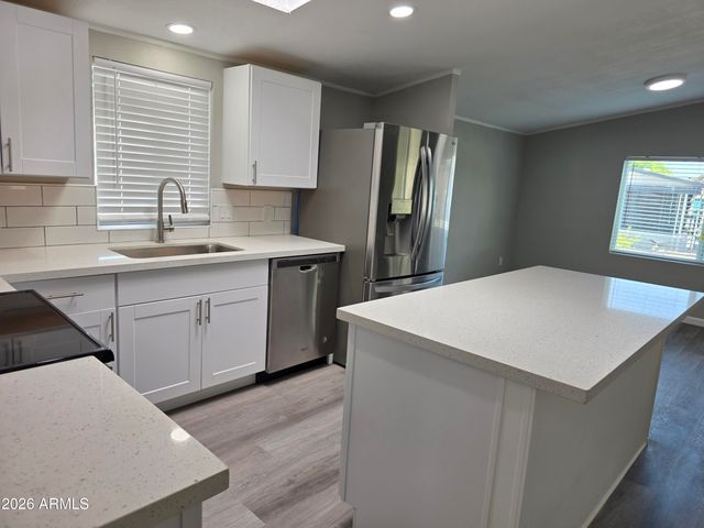 2233 E BEHREND Drive 92, Phoenix, AZ 85024