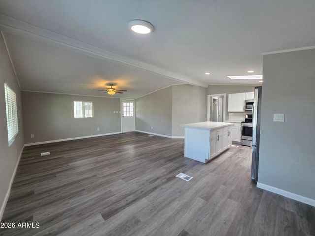 2233 E BEHREND Drive 92, Phoenix, AZ 85024