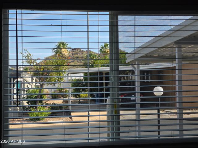 2233 E BEHREND Drive 92, Phoenix, AZ 85024