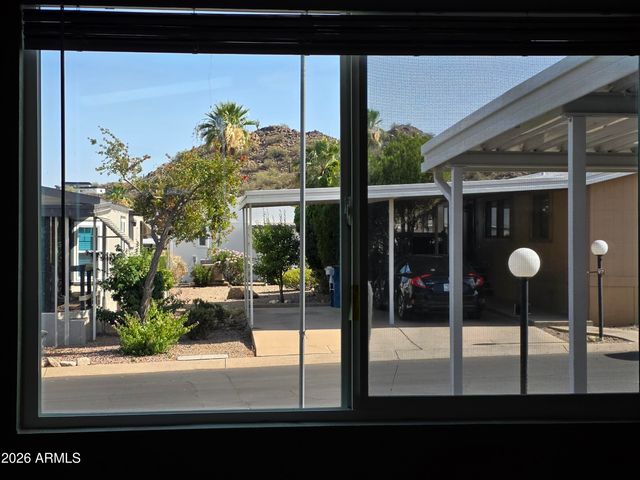 2233 E BEHREND Drive 92, Phoenix, AZ 85024