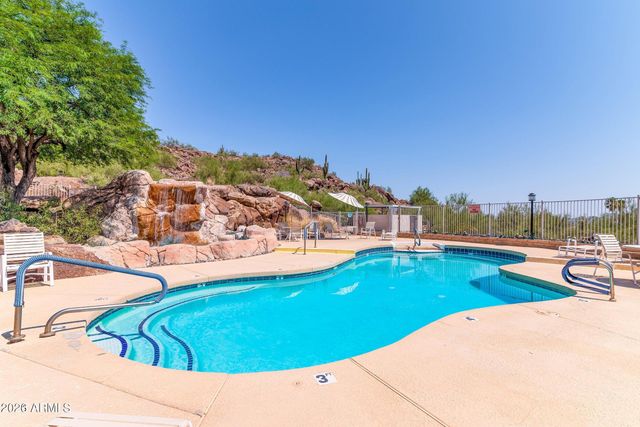 2233 E BEHREND Drive 92, Phoenix, AZ 85024