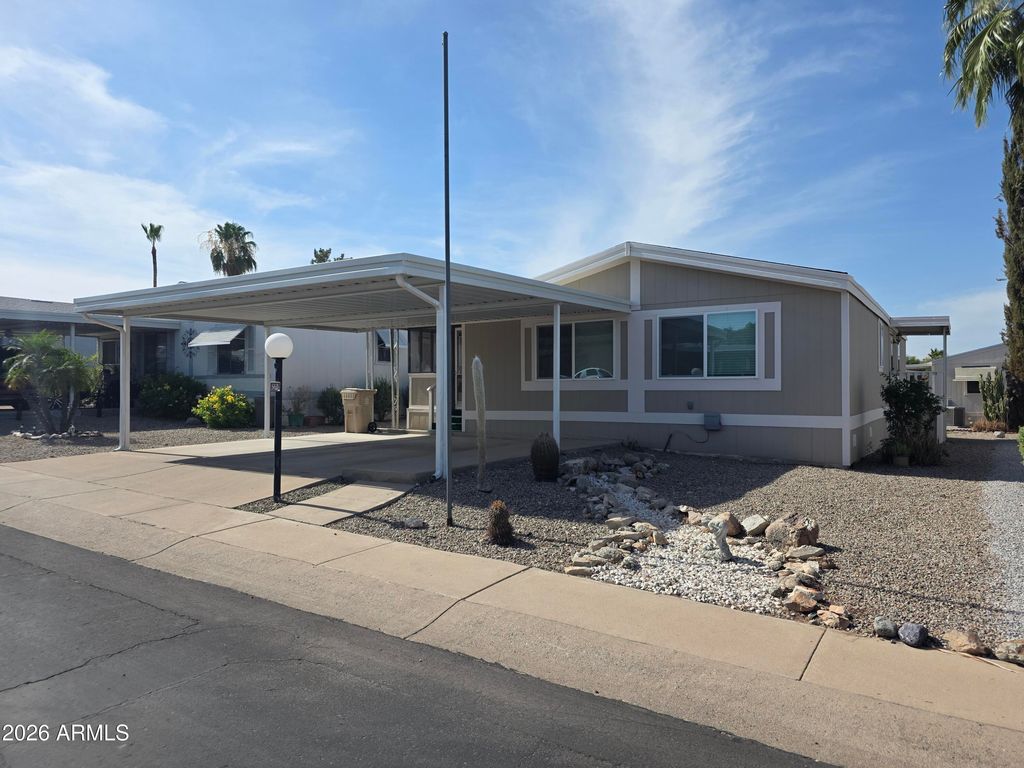 2233 E BEHREND Drive 92, Phoenix, AZ 85024