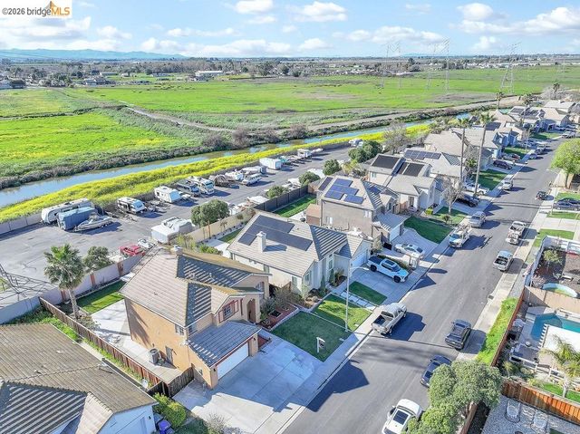 2236 Newport Ct, Discovery Bay, CA 94505