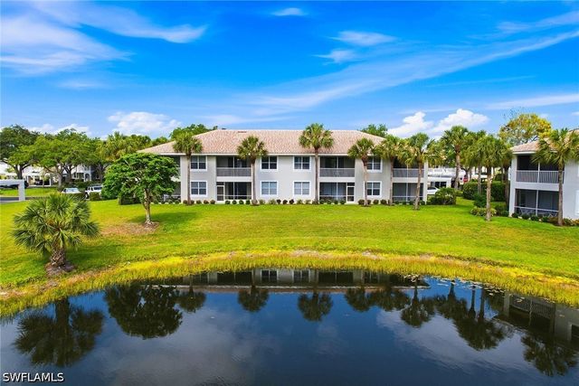 2310 Carrington CT 104, Naples, FL 34109