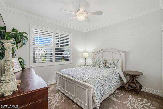 2310 Carrington CT 104, Naples, FL 34109