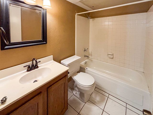 2910 Galemeadow Drive, Fort Worth, TX 76123