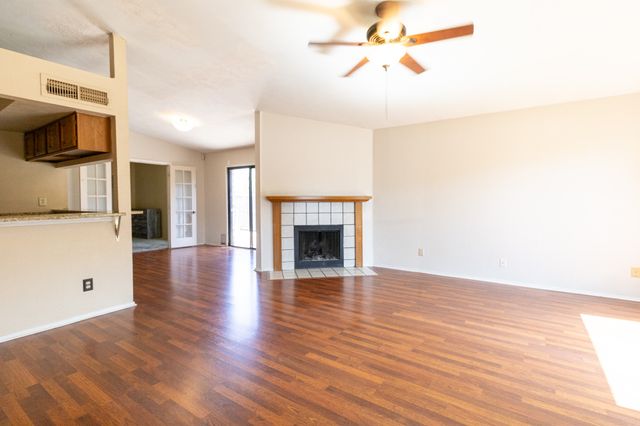 2910 Galemeadow Drive, Fort Worth, TX 76123