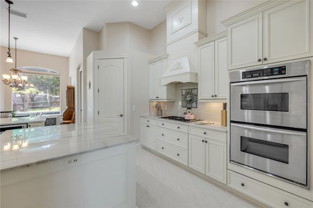 181 HAWKCREST COURT, Debary, FL 32713