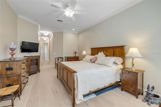 181 HAWKCREST COURT, Debary, FL 32713