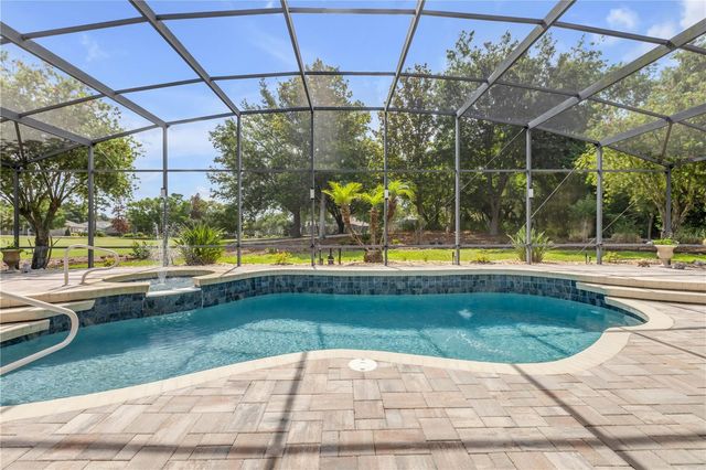 181 HAWKCREST COURT, Debary, FL 32713