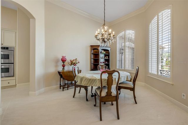 181 HAWKCREST COURT, Debary, FL 32713