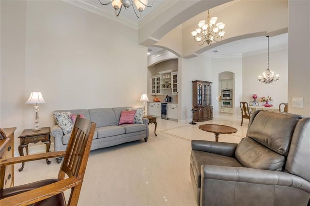 181 HAWKCREST COURT, Debary, FL 32713