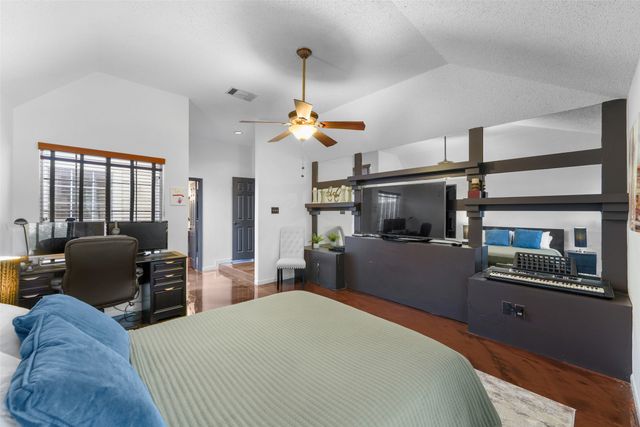 411 Red River Trail, Irving, TX 75063