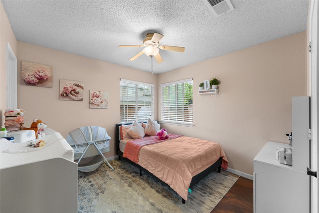 411 Red River Trail, Irving, TX 75063