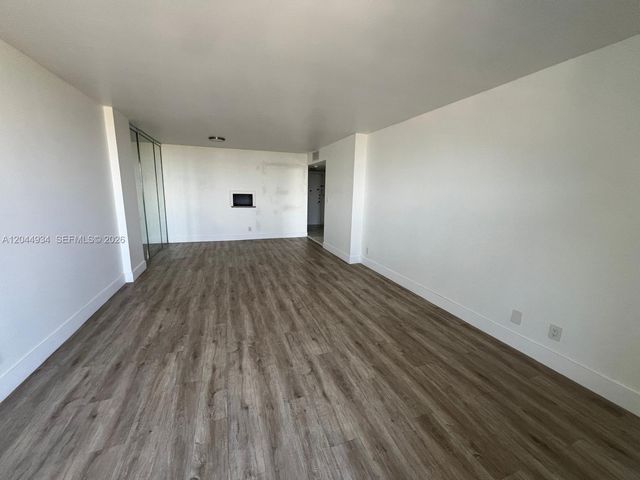 1600 S Ocean Drive 18C, Hollywood, FL 33019