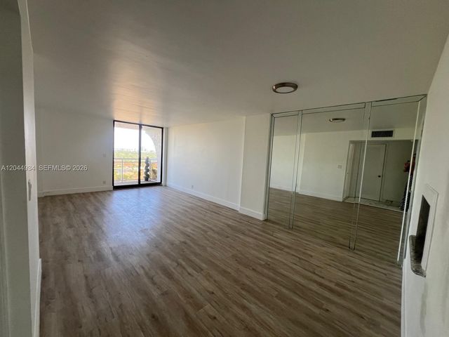 1600 S Ocean Drive 18C, Hollywood, FL 33019