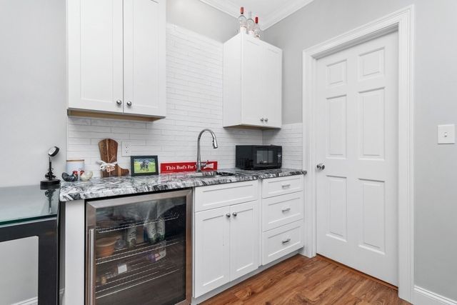20 College Farm Rd, Waltham, MA 02451