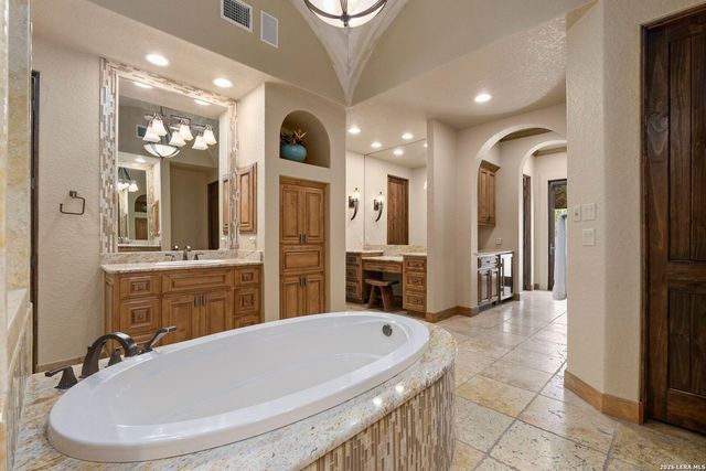 147 Riverwood, Boerne, TX 78006