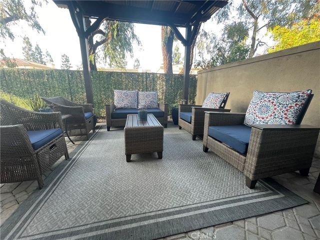 219 Seacountry Lane, Rancho Santa Margarita, CA 92688