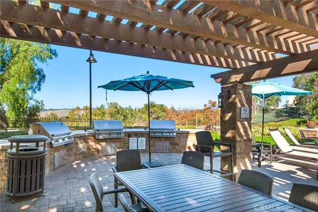 219 Seacountry Lane, Rancho Santa Margarita, CA 92688