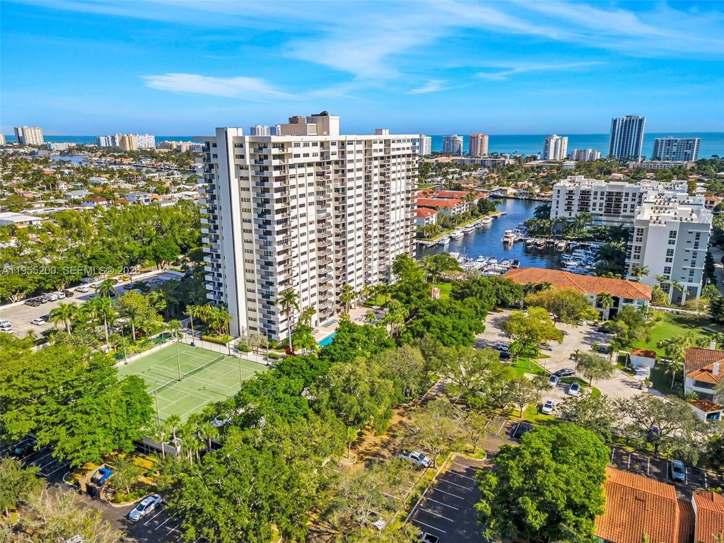Image 37 of property listing at 3200 Port Royale Dr N 1111, Fort Lauderdale, FL 33308