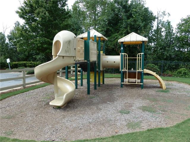 367 Highland Pointe E Circle, Dawsonville, GA 30534