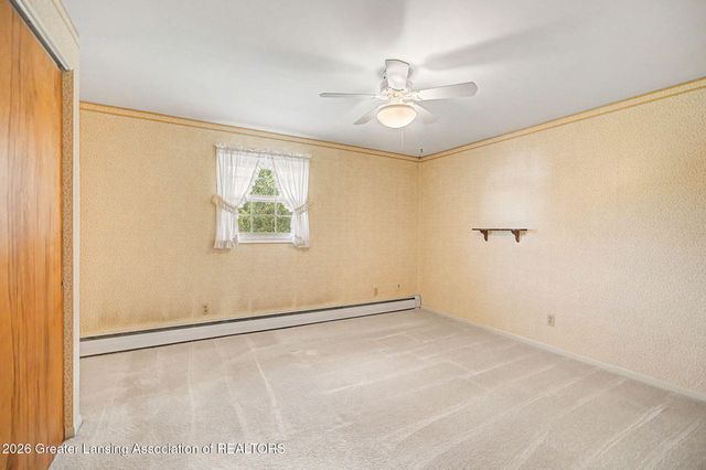 5812 Peachtree Drive, Grand Ledge, MI 48837